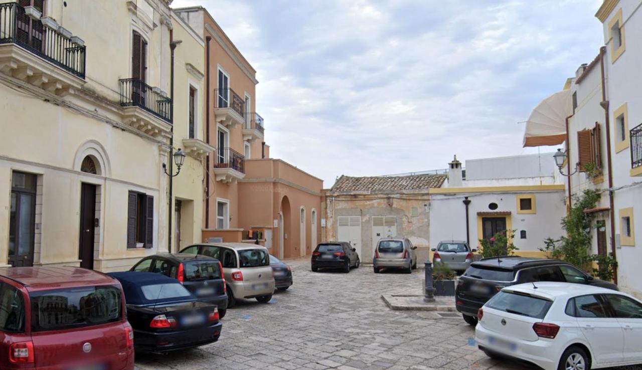 Appartamento Fontanella Deluxe Brindisi Luaran gambar