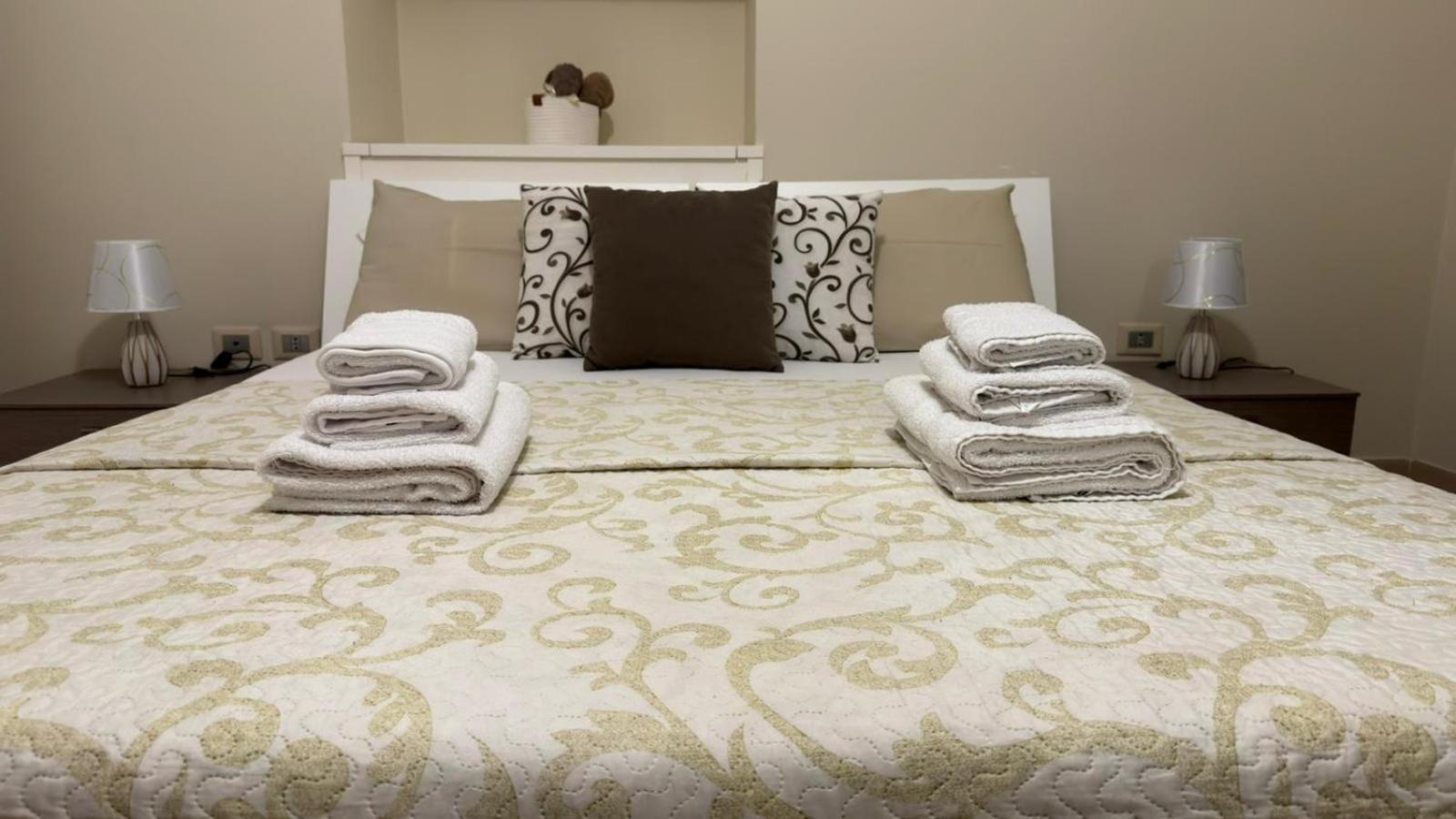 Appartamento Fontanella Deluxe Brindisi Luaran gambar